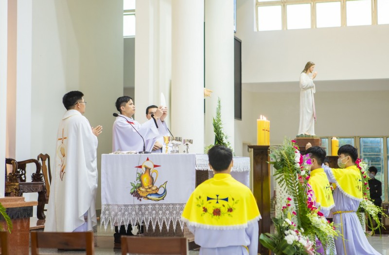 Giáo xứ Vinh Hương - Mừng lễ bổn mạng 2022