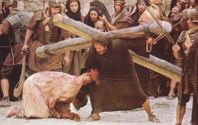 Từ bỏ chính mình (05.8.2022 – Thứ sáu Tuần 18 Thường niên)