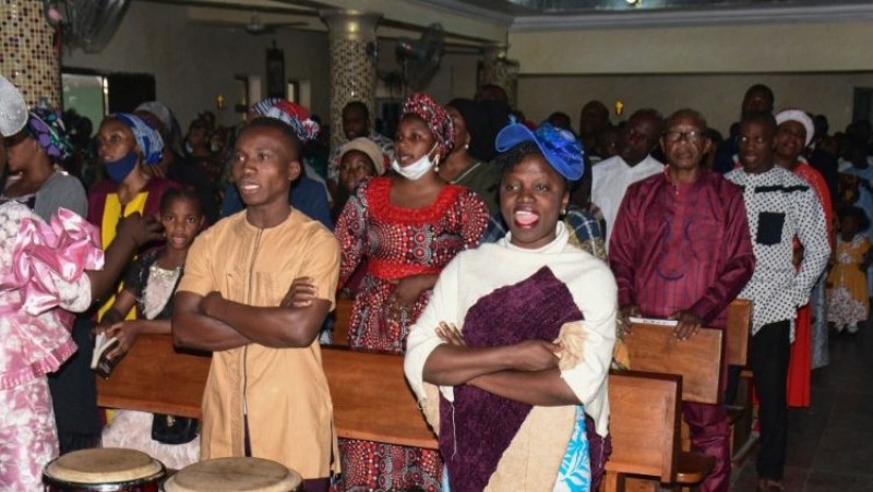 Tại sao Nigeria có tỷ lệ tín hữu tham dự Thánh lễ đông nhất thế giới?