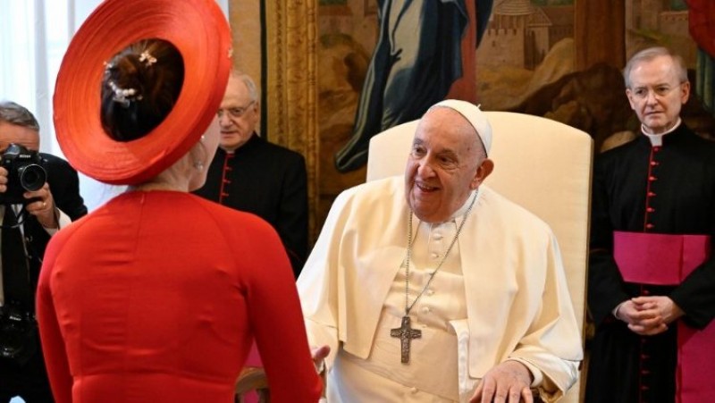 Đức Thánh Cha gặp gỡ nhóm người Việt ở Mỹ ân nhân của Hội Giáo hoàng Truyền giáo  (VATICAN MEDIA Divisione Foto)