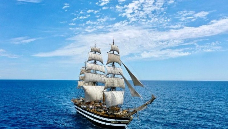 Tàu hải quân “Amerigo Vespucci” của Ý  (ANSA)