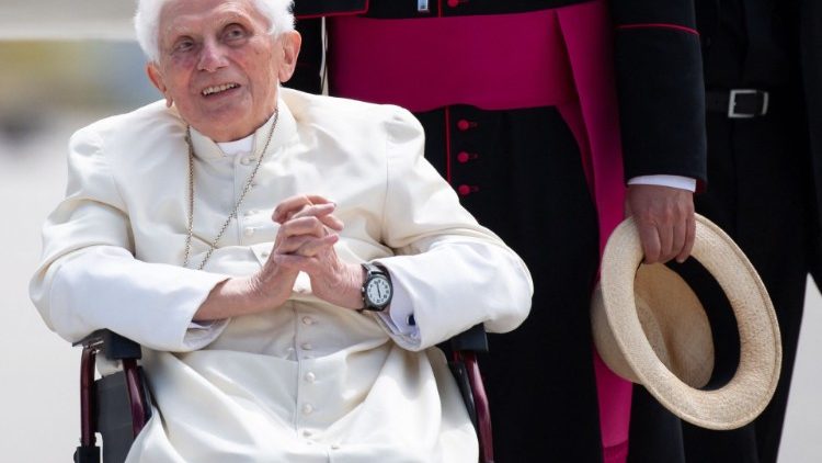 Đức nguyên Giáo hoàng Biển Đức XVI vẫn “tràn đầy đam mê cuộc sống