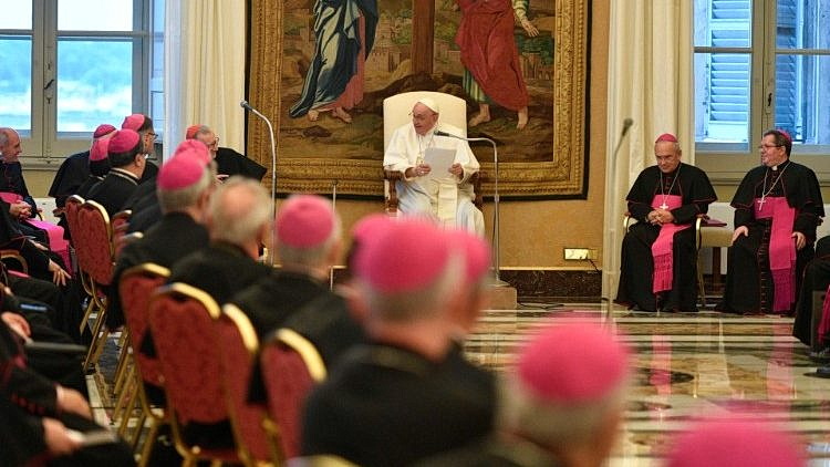 ĐTC tiếp các đại diện ngoại giao của Toà Thánh đang tham dự khoá họp tại Vatican
