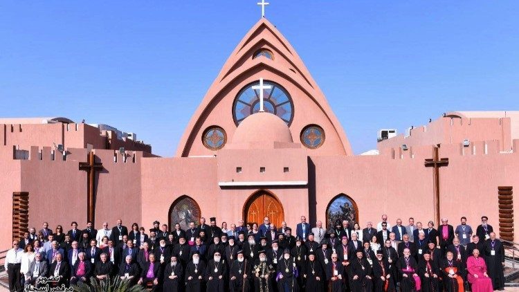 Hội đồng các Giáo hội Kitô Trung Đông kêu gọi giới trẻ trung thành với quê hương