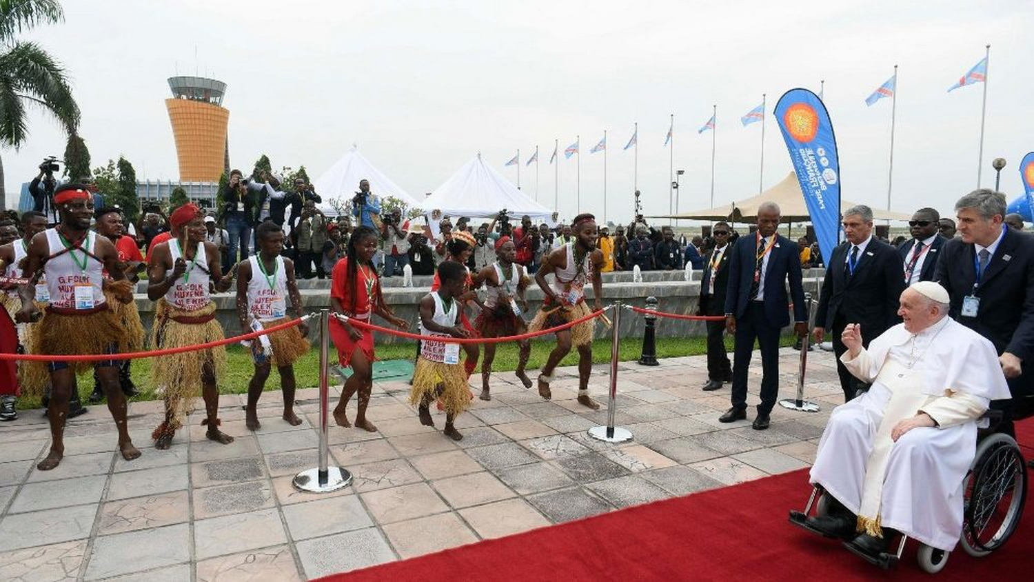 Kinshasa chào đón Đức Giáo Hoàng, khởi đầu chuyến tông du tại Congo