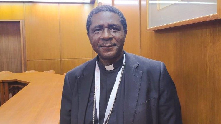 Giám mục Camerun khẳng định: "Bất chấp bạo lực, tôi đã không đóng cửa bất kỳ giáo xứ nào hoặc bỏ chạy.”
