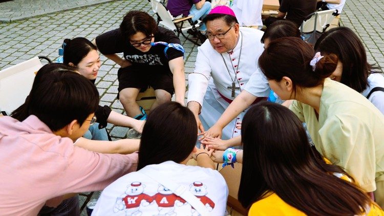 600 bạn trẻ Hàn Quốc họp mặt chuẩn bị Năm Thánh và Ngày Quốc tế Giới trẻ