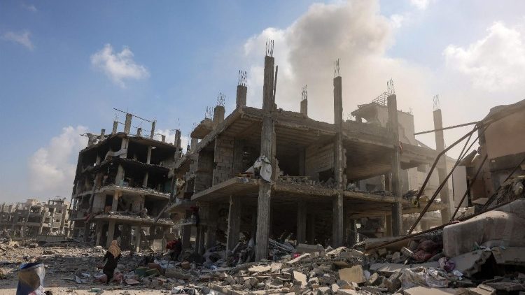 Tòa nhà ở Gaza bị tàn phá