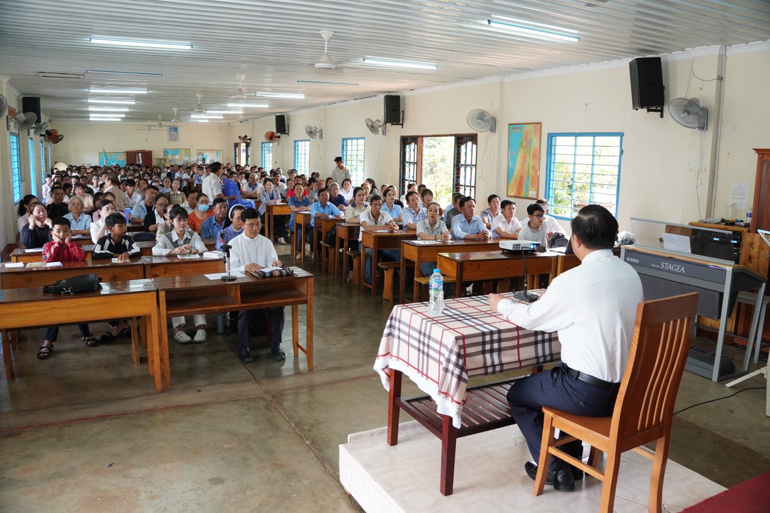 Khóa Bồi Dưỡng Ca Trưởng và Người Đệm Đàn