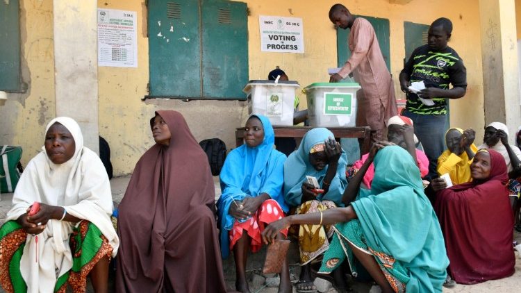 Người dân Nigeria phải di dời vì các vụ tấn công của nhóm thánh chiến Boko Haram