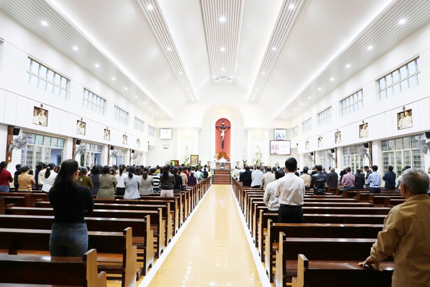 Gx. Vinh Hương: Lễ kính Các Tổng Lãnh Thiên Thần