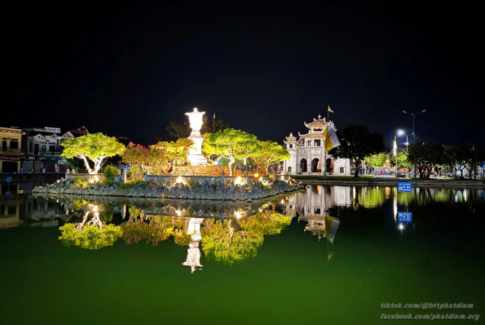 Phát Diệm 'by night'- Vẻ đẹp trong đêm hy vọng