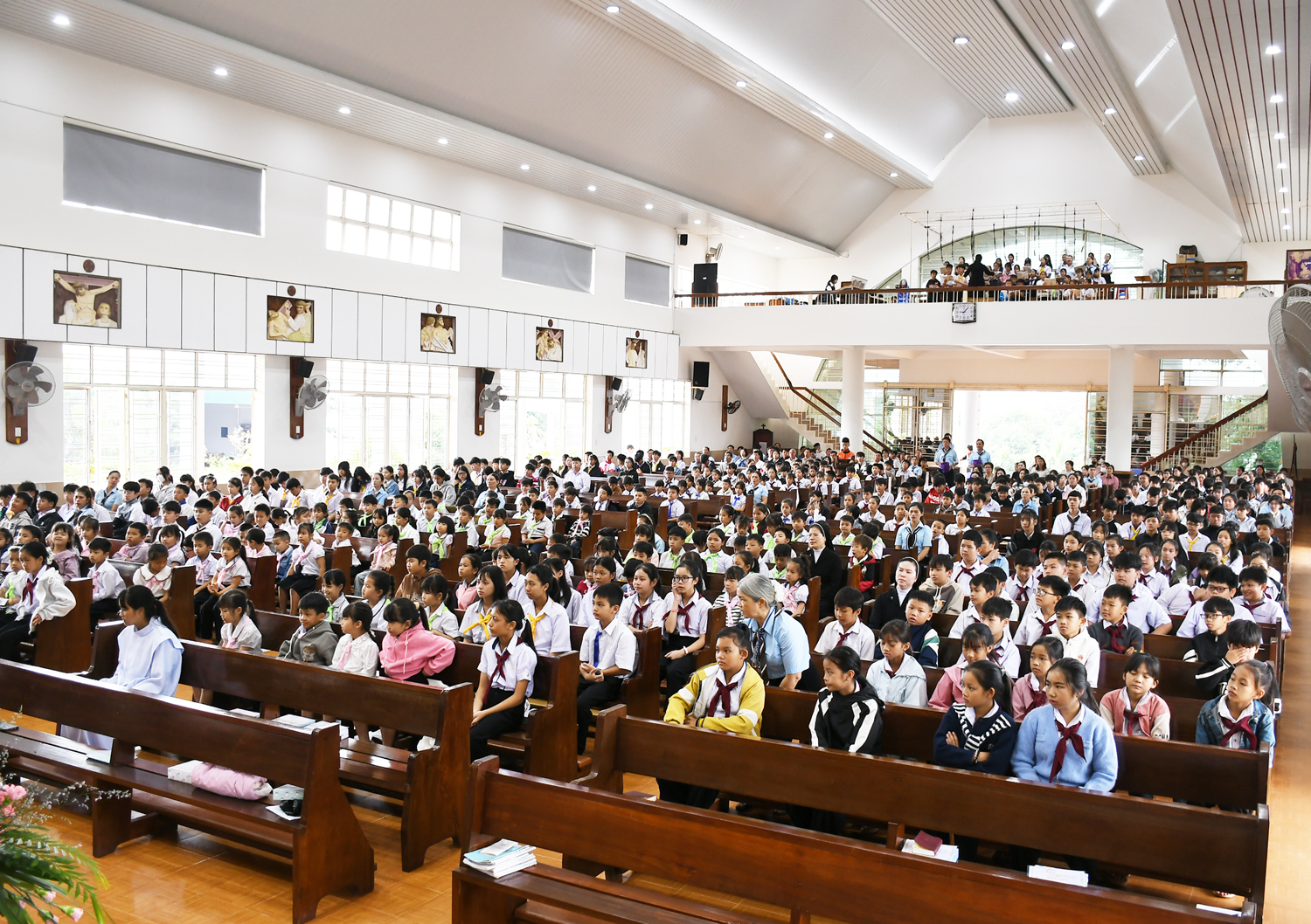 Vinh Hương – Tổng kết và Khai giảng năm học Giáo lý