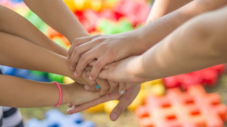 Tình huynh đệ nhân loại là nhu cầu cấp bách, không phải lý thuyết trừu tượng