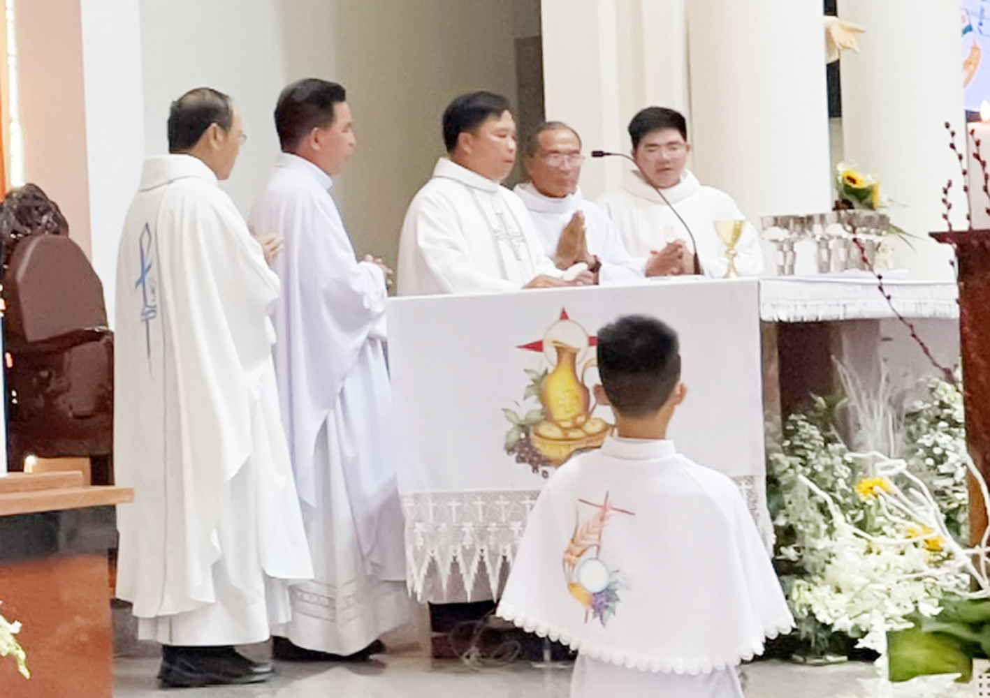 Giáo xứ Vinh Hương: Thánh lễ Tất niên