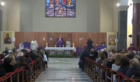 ĐTC Lêô viếng thăm mục vụ giáo xứ Chúa Thăng Thiên ở Roma