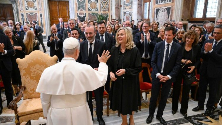 Đức Thánh Cha Lêô XIV gặp các đại diện Đảng Nhân dân châu Âu