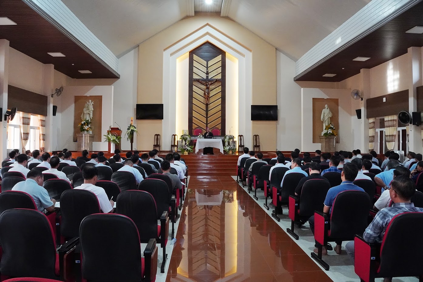 Giáo phận BMT: Khai mạc Tuần thường huấn Linh mục -đợt 1