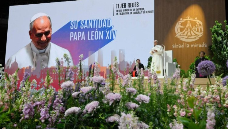 Tông du Tây Ban Nha: Đan kết mạng lưới vì con người
