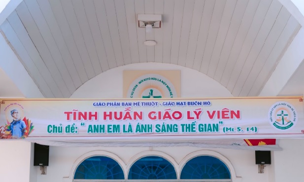 Tĩnh huấn Giáo lý viên Giáo hạt Buôn Hô
