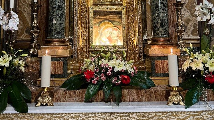 Đền thánh Đức Mẹ Chỉ Bảo Đàng Lành tại Genazzano, Italy.