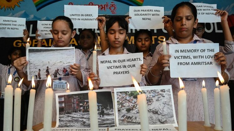 Giáo hội Nepal đồng hành với các nạn nhân vùng lũ quét