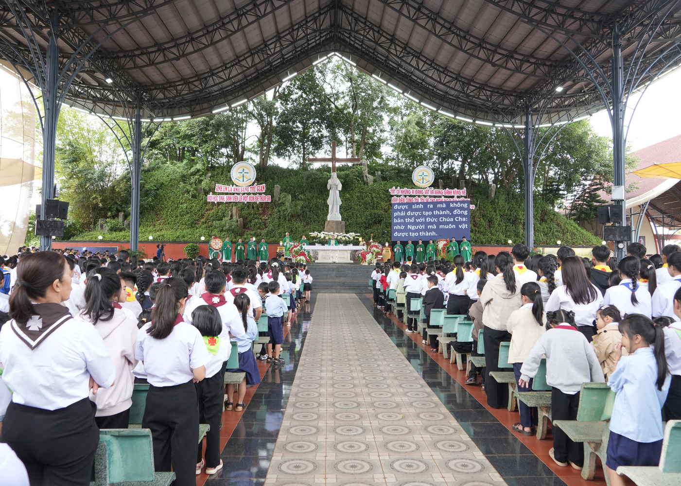Giáo phận BMT: Khai giảng năm học mới